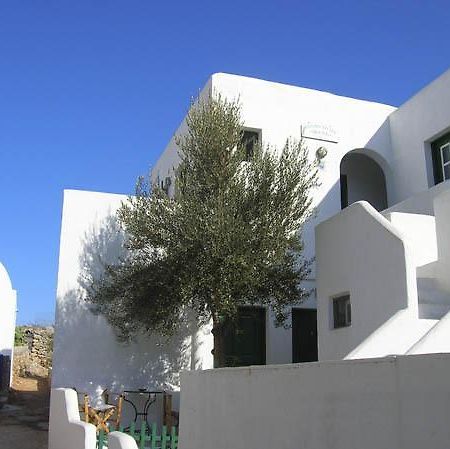 Irene Rooms Folegandros Town Exterior photo