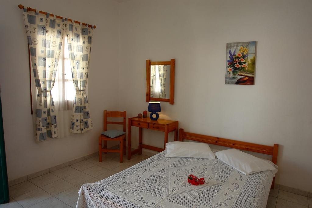 Irene Rooms Folegandros Town Exterior photo