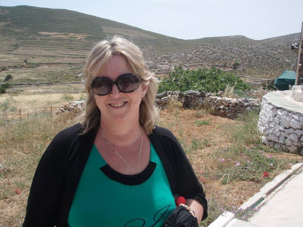 Irene Rooms Folegandros Town Exterior photo