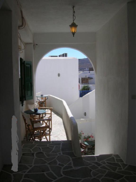 Irene Rooms Folegandros Town Exterior photo
